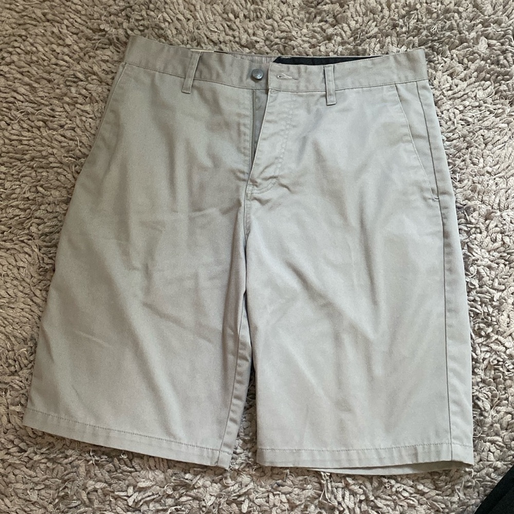 volcom mens shorts size 31, small spots by the back pocket !